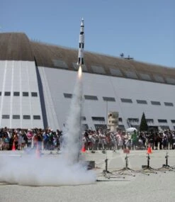 Saturn V - 1/70th Scale -Toy Creative Parts Store 03ca5fb1560ce704b0555ec36f1318b6.image .606x700