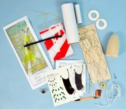 Little Green Man -Toy Creative Parts Store 7bb03377cc9db11a0f09adf6a4f10c72.image .700x608