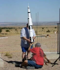 Saturn V - 1/70th Scale -Toy Creative Parts Store ddf8c0009f37e118201f742d4e95a97c.image .597x700